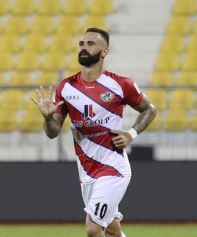 星空体育登入-马来西亚归化第3名球员成功 本月参加国家队集训